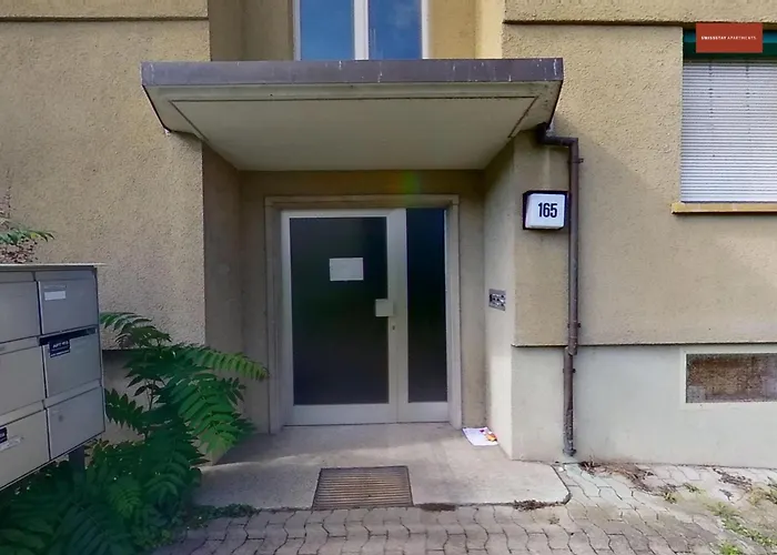 Zurich 2-Bedroom Apartment With Comforts